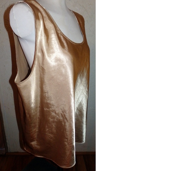 Serenda NWOT Gold Sleevelesss Shell - Picture 4 of 6